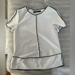 Zara Women’s White Short Sleeve Top